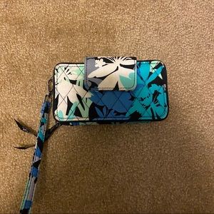 Vera Bradley Smartphone Wristlet